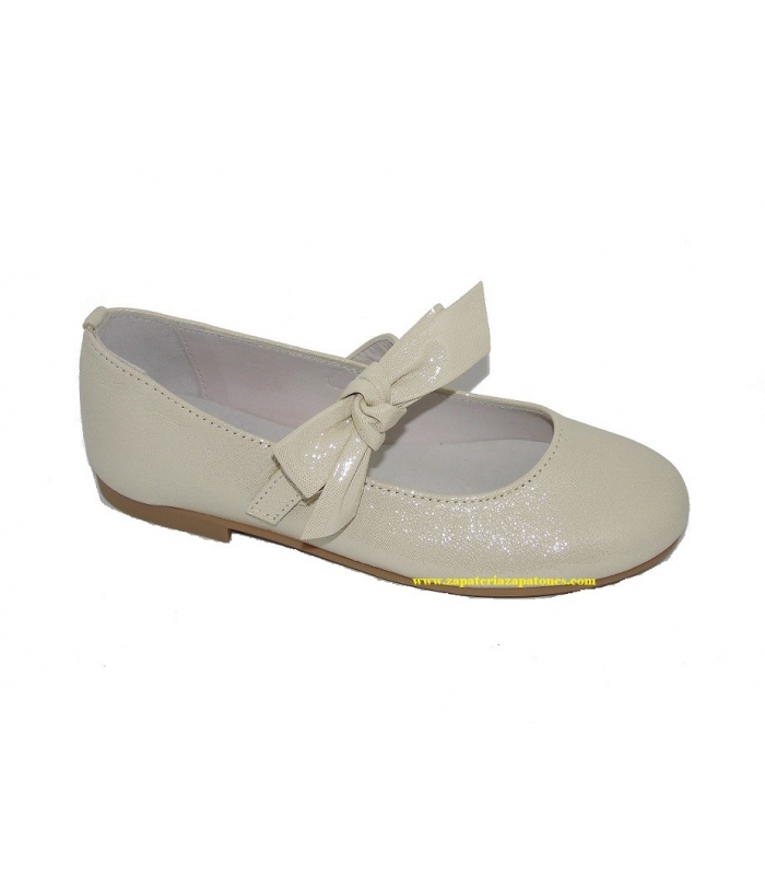 Mercedita piel brillo beige