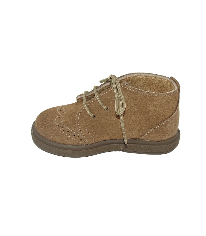 Bota serraje taupe con picados