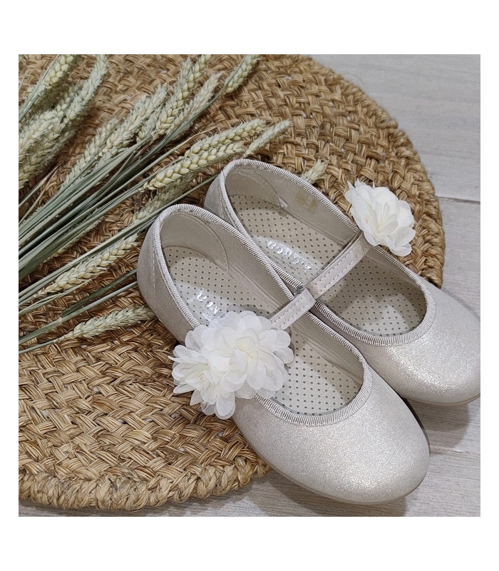 Zapato niña beig con correa
