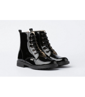 Bota militar charol negro cordones