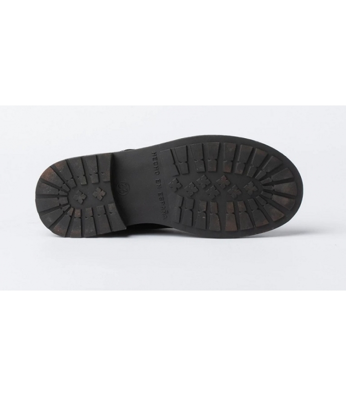 Bota militar charol negro cordones
