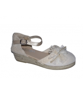 Esparteña topos beige flor encaje