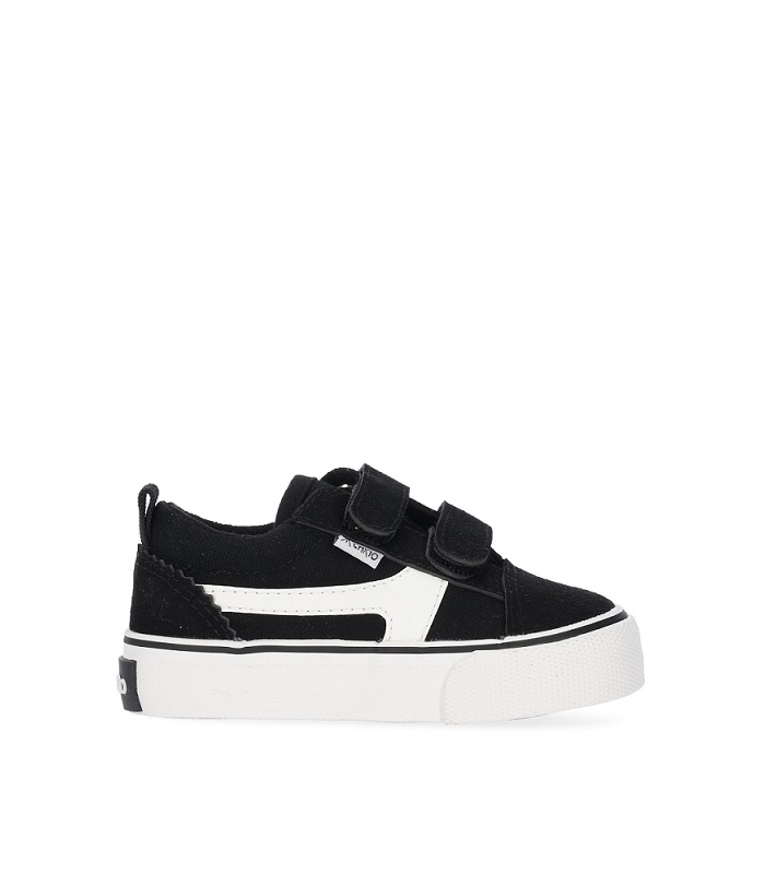 Zapatillas de lona negro Chika10