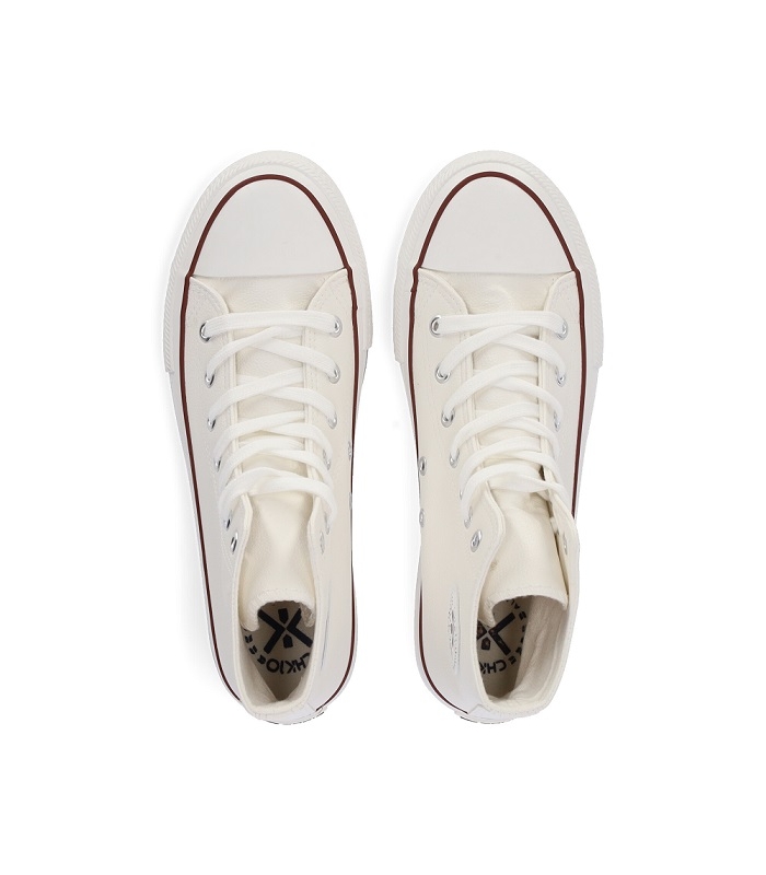 Bota polipiel blanca plataforma Chika10