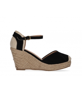 Esparteña ante negro Chika10