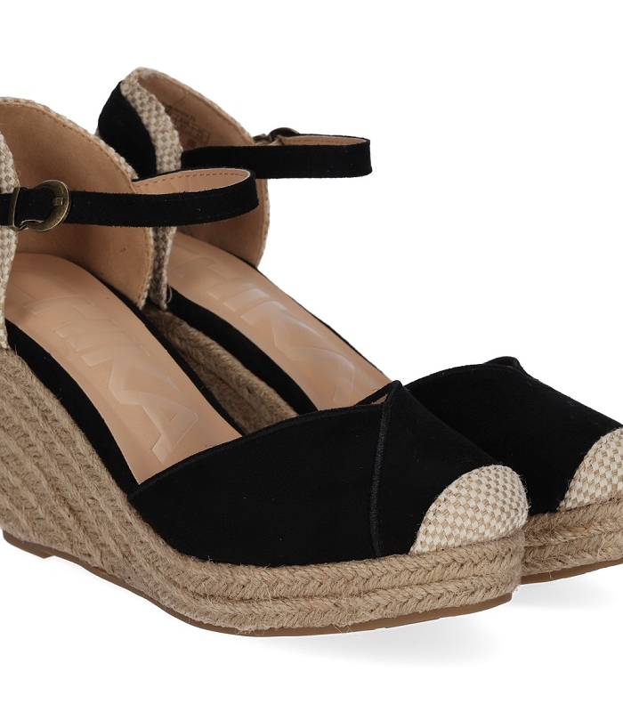 Esparteña ante negro Chika10