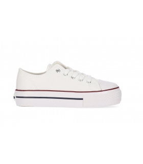 Zapatillas de polipiel blanca con plataforma Chika10