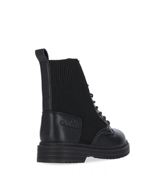 Botín militar negro Chika10