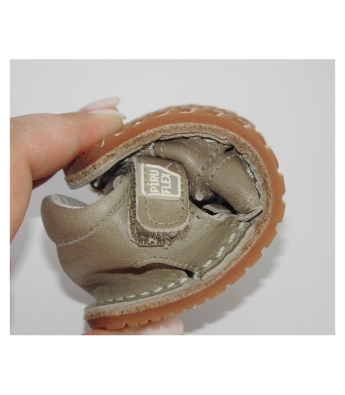 Sandalia cerrada respetuosa piel níquel PIRUFLEX