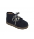 Bota ante azul marino con cordones